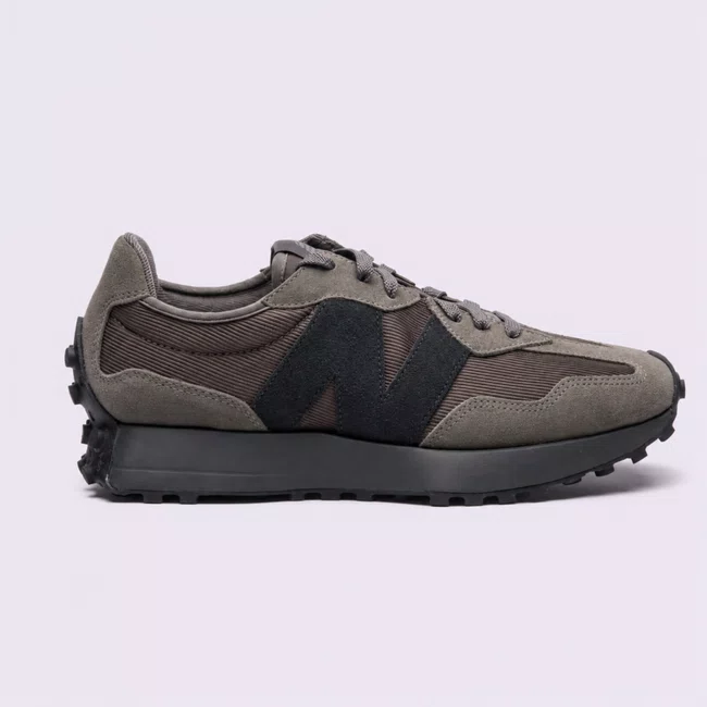 Tênis New Balance 327 v1 Verde Musgo e Preto