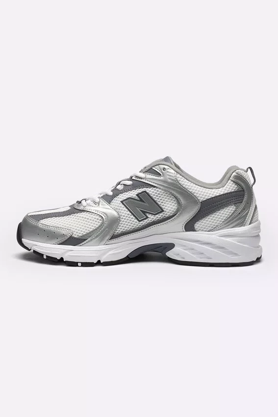 Tênis New Balance 530 Feminino Prata e Grafite