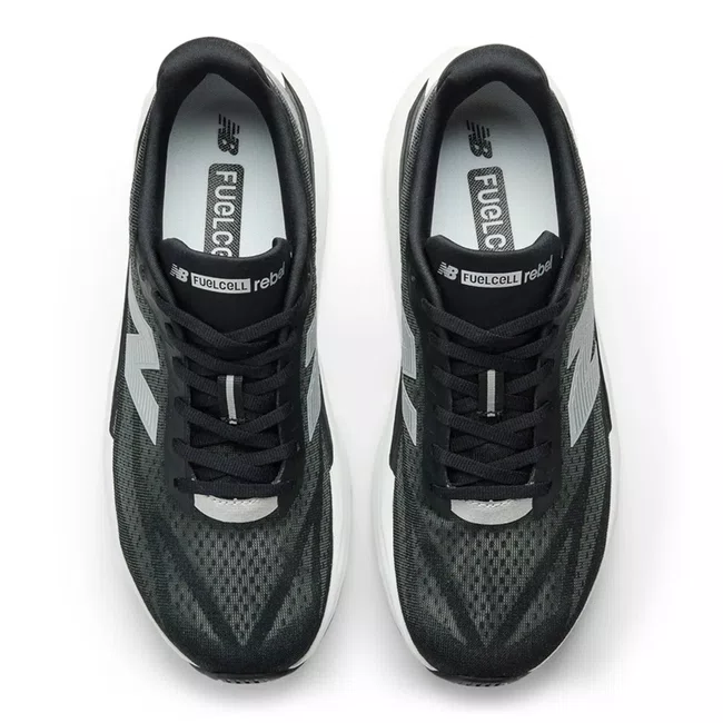 Tênis New Balance FuelCell Rebel v5 Feminino Preto