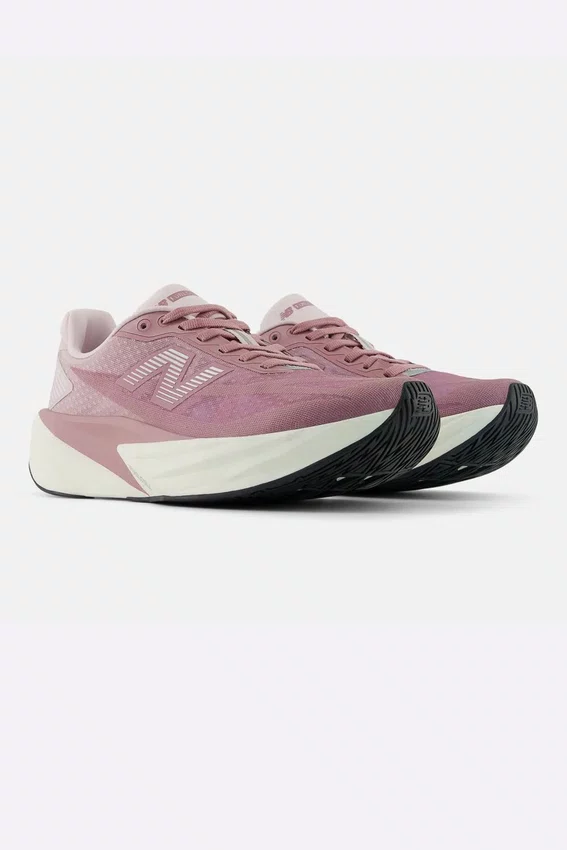 Tênis New Balance FuelCell Rebel v5 Feminino Rosa