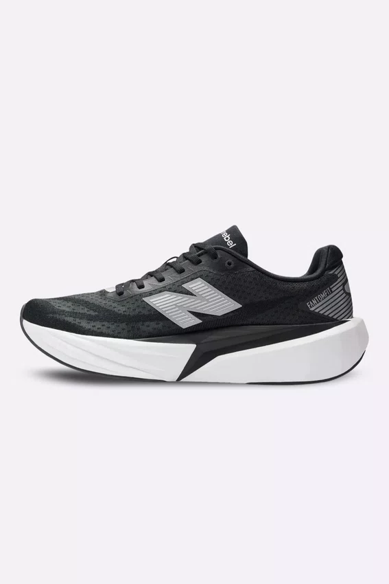 Tênis New Balance FuelCell Rebel v5 Masculino Preto