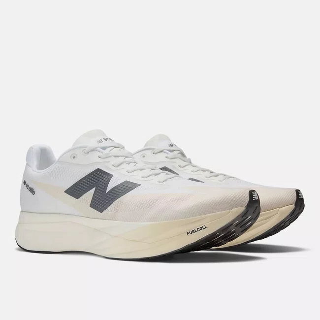 Tênis New Balance FuelCell SuperComp Elite v5 Feminino