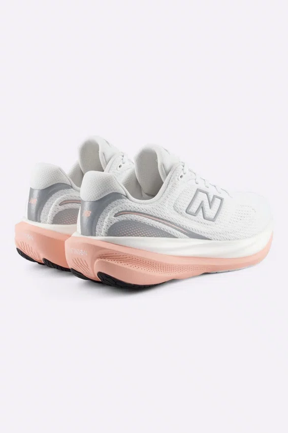 Tênis New Balance Infinion 1080 v15 Feminino Branco e Coral