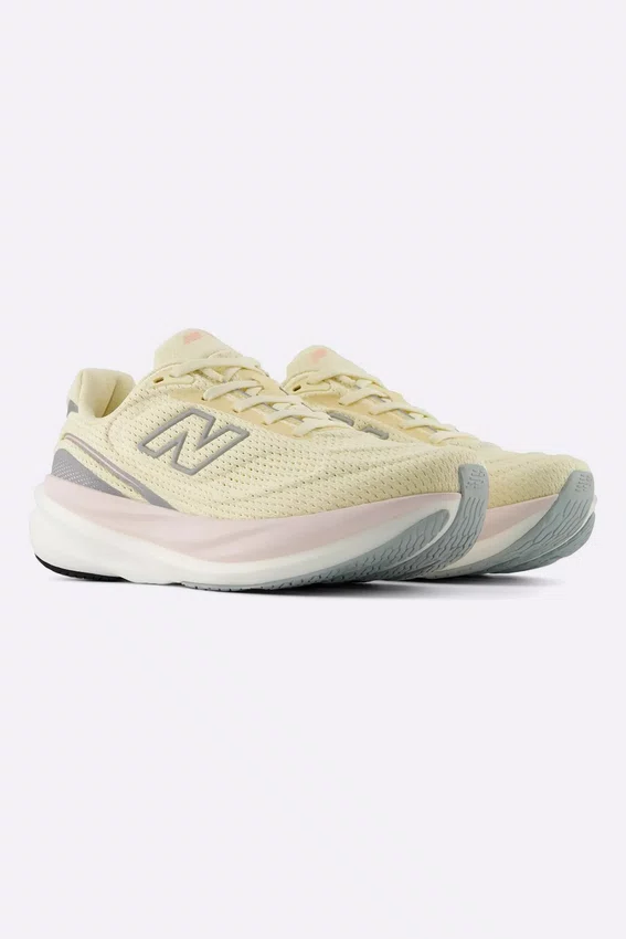 Tênis New Balance Infinion 1080 v15 Feminino Melão e Rosa