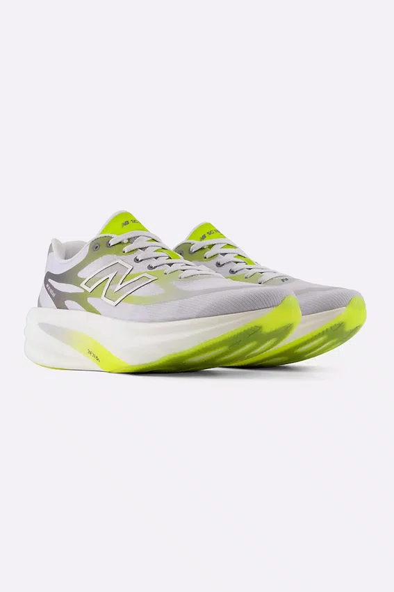 Tênis New Balance Infinion SuperComp Rebel Feminino Gelo e Verde Neon