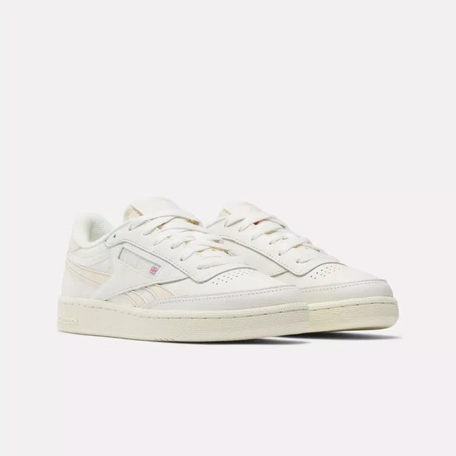 Tênis Reebok Club C Revenge Vintage Feminino Off White/Bege
