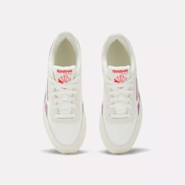 Tênis Reebok Club C Revenge Feminino Bege