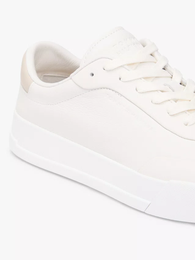Tênis Tommy Hilfiger Leather Debossed Logo Court Masculino Branco