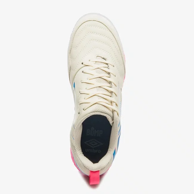 Chuteira Futsal Umbro Pro 5 Bump Masculina Bege e Rosa 
