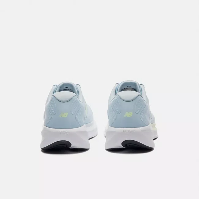 Tênis New Balance Fresh Foam 680v9 Feminino Azul Claro