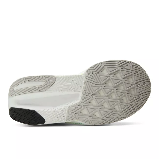 Tênis New Balance FuelCell Rebel V5 Feminino Verde