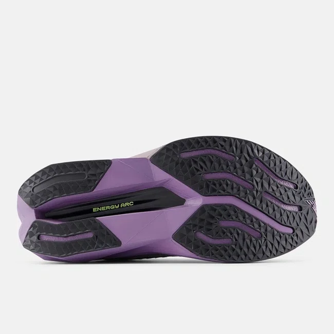 Tênis New Balance FuelCell SuperComp Trainer v3 Feminino Cinza e Roxo
