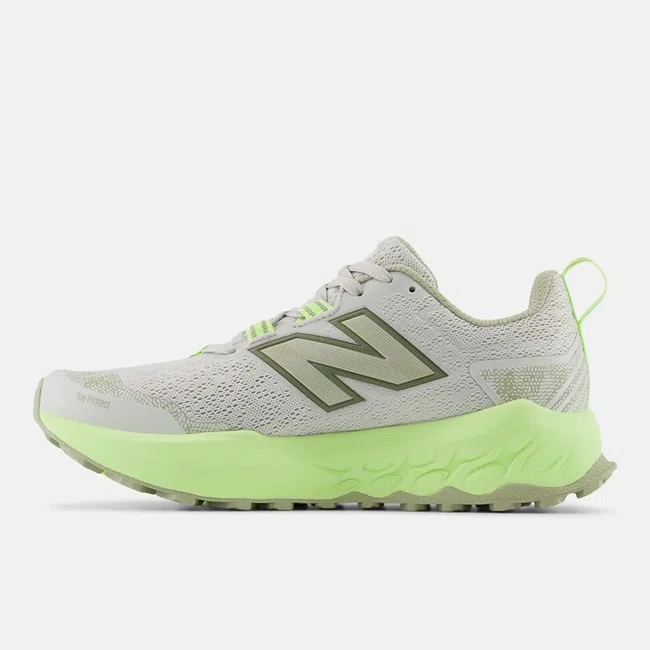 Tênis New Balance Fresh Foam Garoé v2 Feminino Cinza