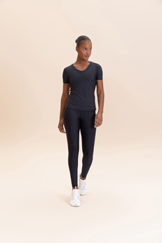 Camiseta Harmony Noir Preta Camiseta Harmony Noir Preta