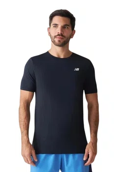 Camiseta New Balance Sport Essentials Masculina Preta