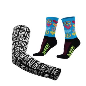 Kit Manguito Preto e Meia Hippie - LT para pés menores 34-38