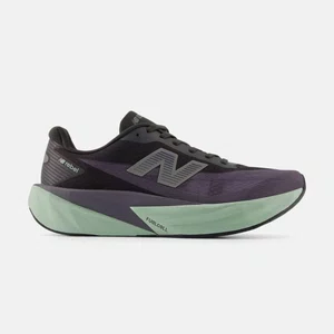 Tênis New Balance FuelCell Rebel v5 Masculino Preto Estonado e Verde