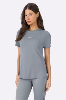 T-Shirt Alto Giro Básica Refletivos Feminina Cinza Sky