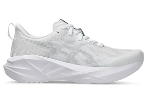 Tênis ASICS NOVABLAST 5 Feminino Branco/Cinza