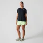 Camiseta New Balance Sport Essentials Feminina Preta