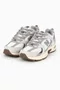 Tênis New Balance 530 Cinza Claro